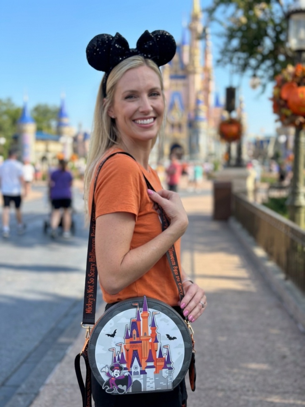 NWT: Disney’s Mickey’s Halloween Party 2025 Loungefly Bag With Coin Purse